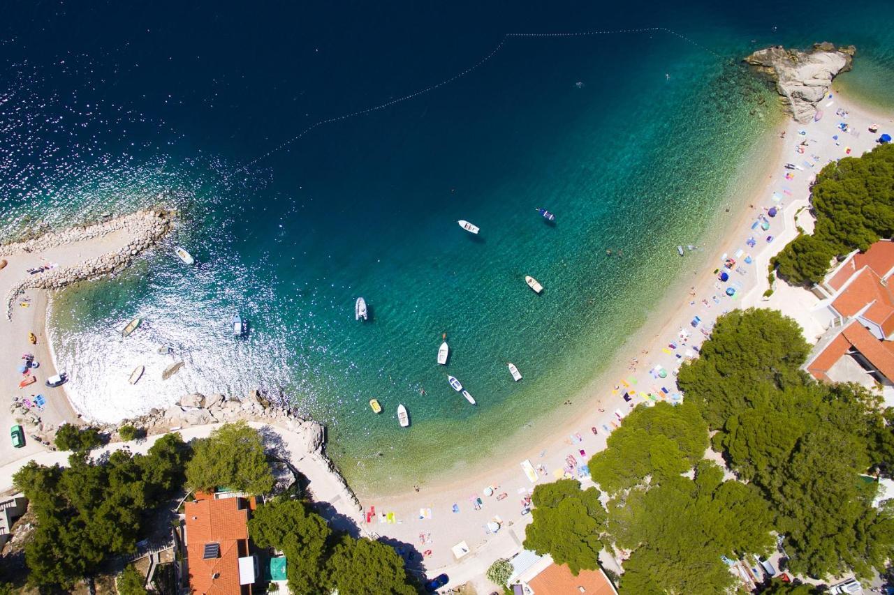 Apartments By The Sea Brela, Makarska - 6688 Luaran gambar