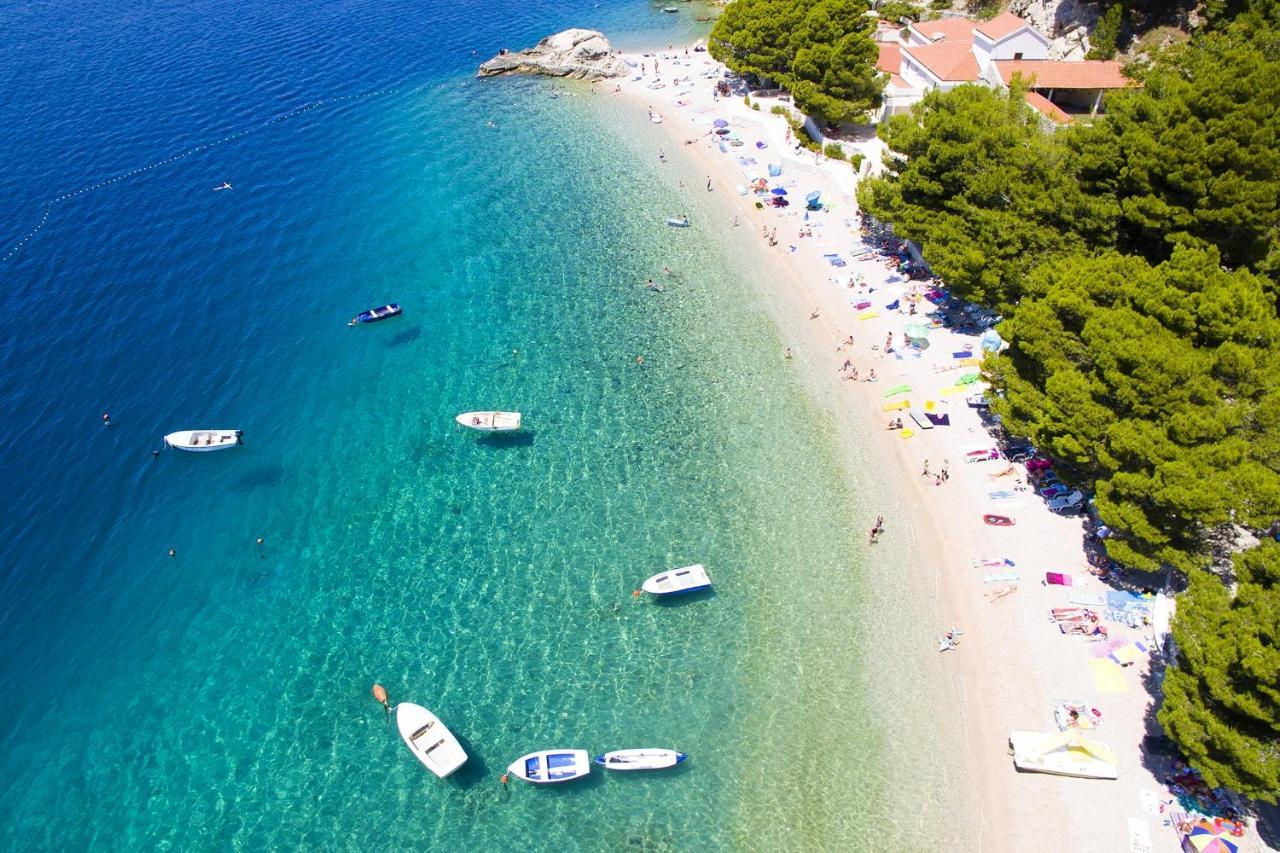 Apartments By The Sea Brela, Makarska - 6688 Luaran gambar