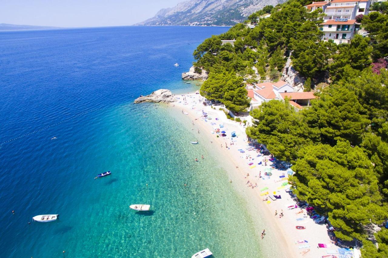 Apartments By The Sea Brela, Makarska - 6688 Luaran gambar