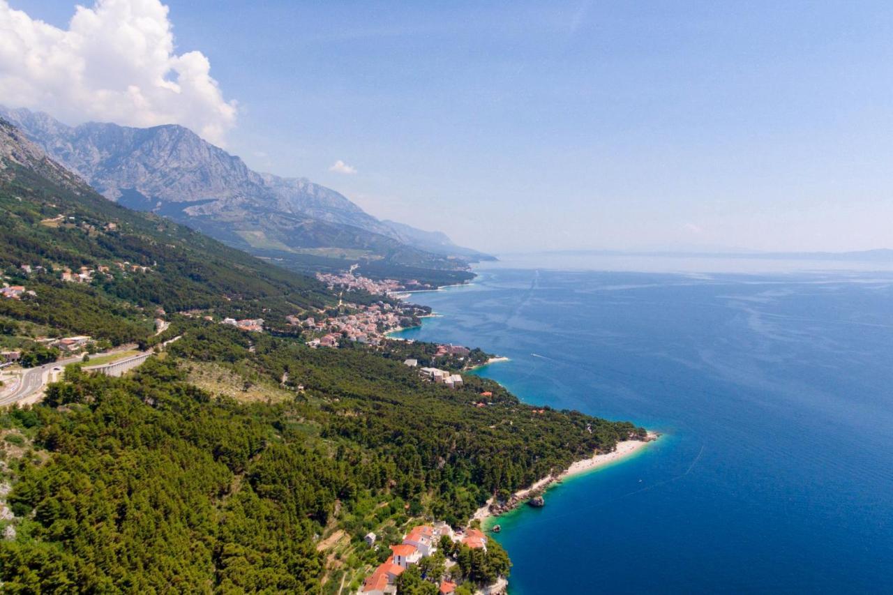 Apartments By The Sea Brela, Makarska - 6688 Luaran gambar