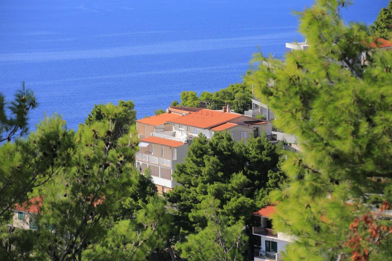 Apartments By The Sea Brela, Makarska - 6688 Luaran gambar