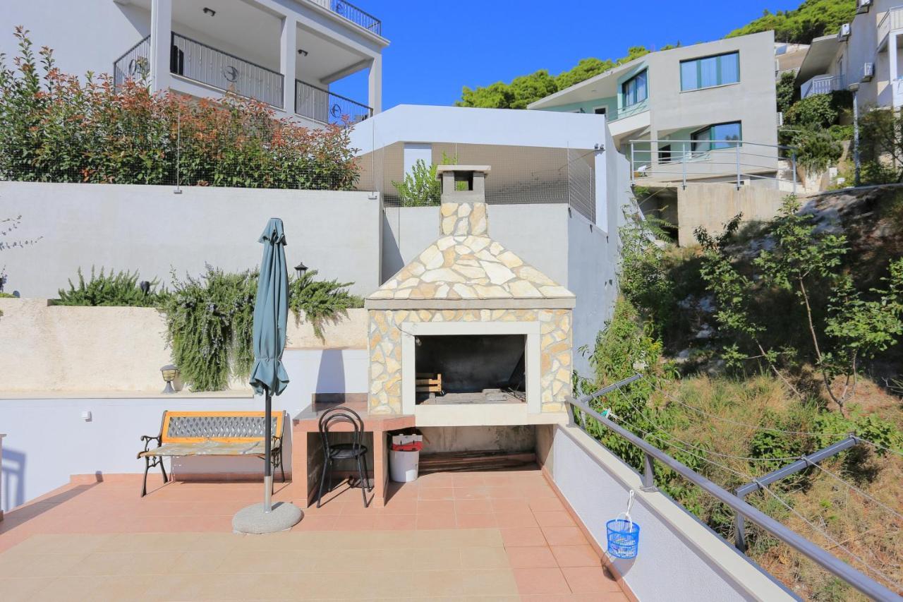 Apartments By The Sea Brela, Makarska - 6688 Luaran gambar