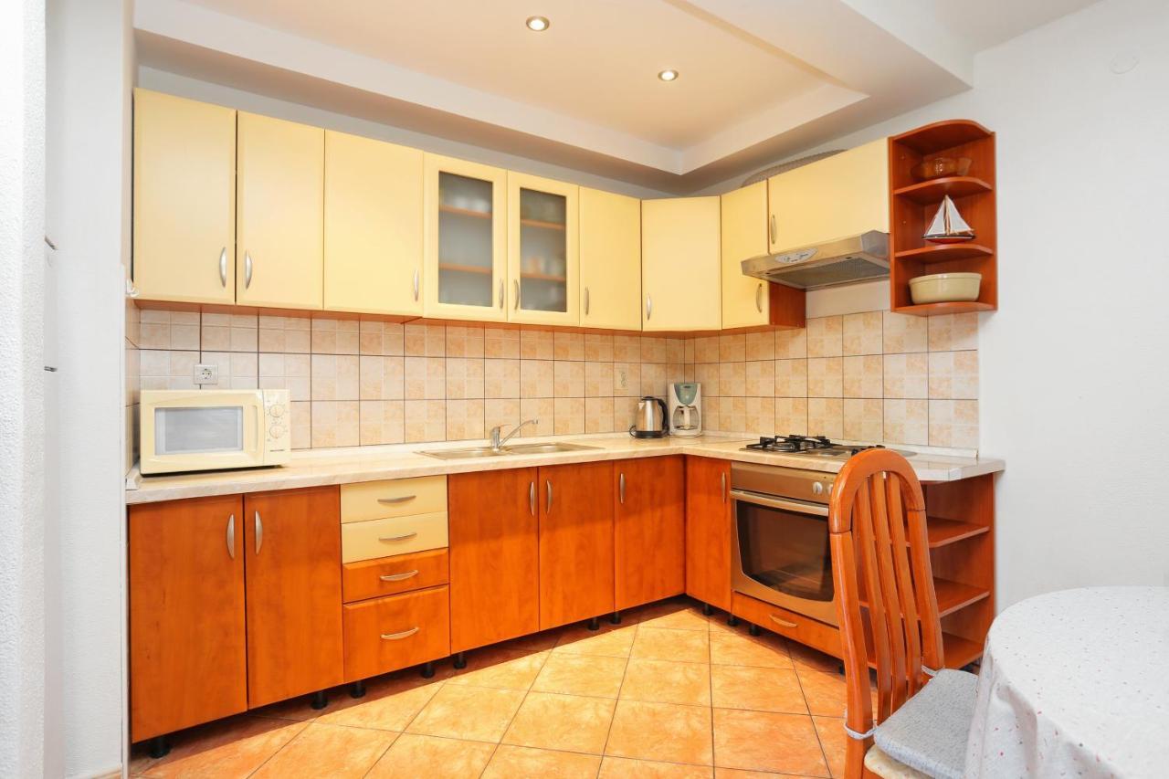 Apartments By The Sea Brela, Makarska - 6688 Luaran gambar