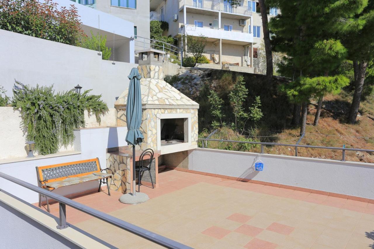 Apartments By The Sea Brela, Makarska - 6688 Luaran gambar