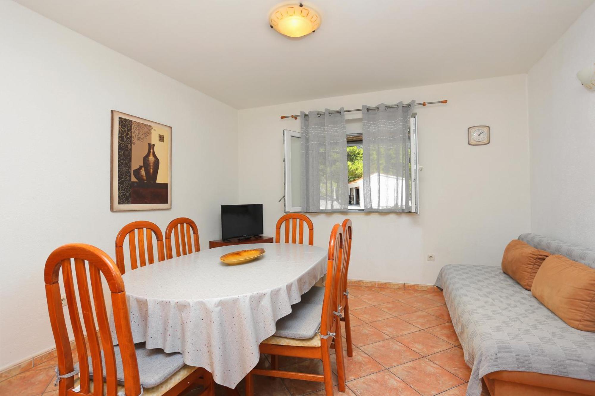 Apartments By The Sea Brela, Makarska - 6688 Bilik gambar